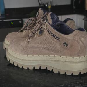 Vintage Skechers USA Suede Platform Sneakers - Size 9
